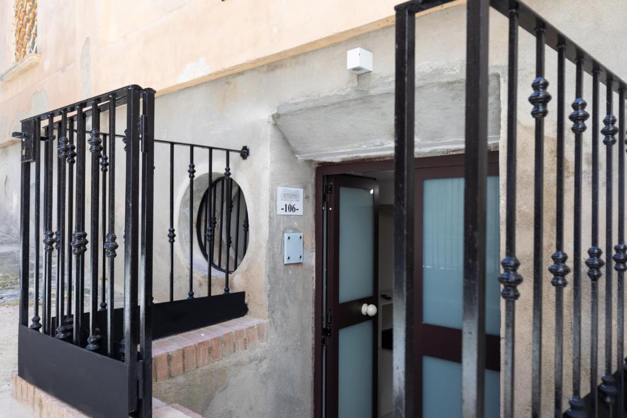 All'Angolo Della Torre Tropea Bagian luar foto